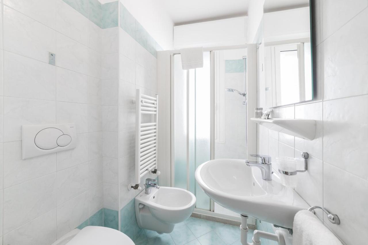 Hotel Amalfi - Smart Hotel Риччоне Екстер'єр фото