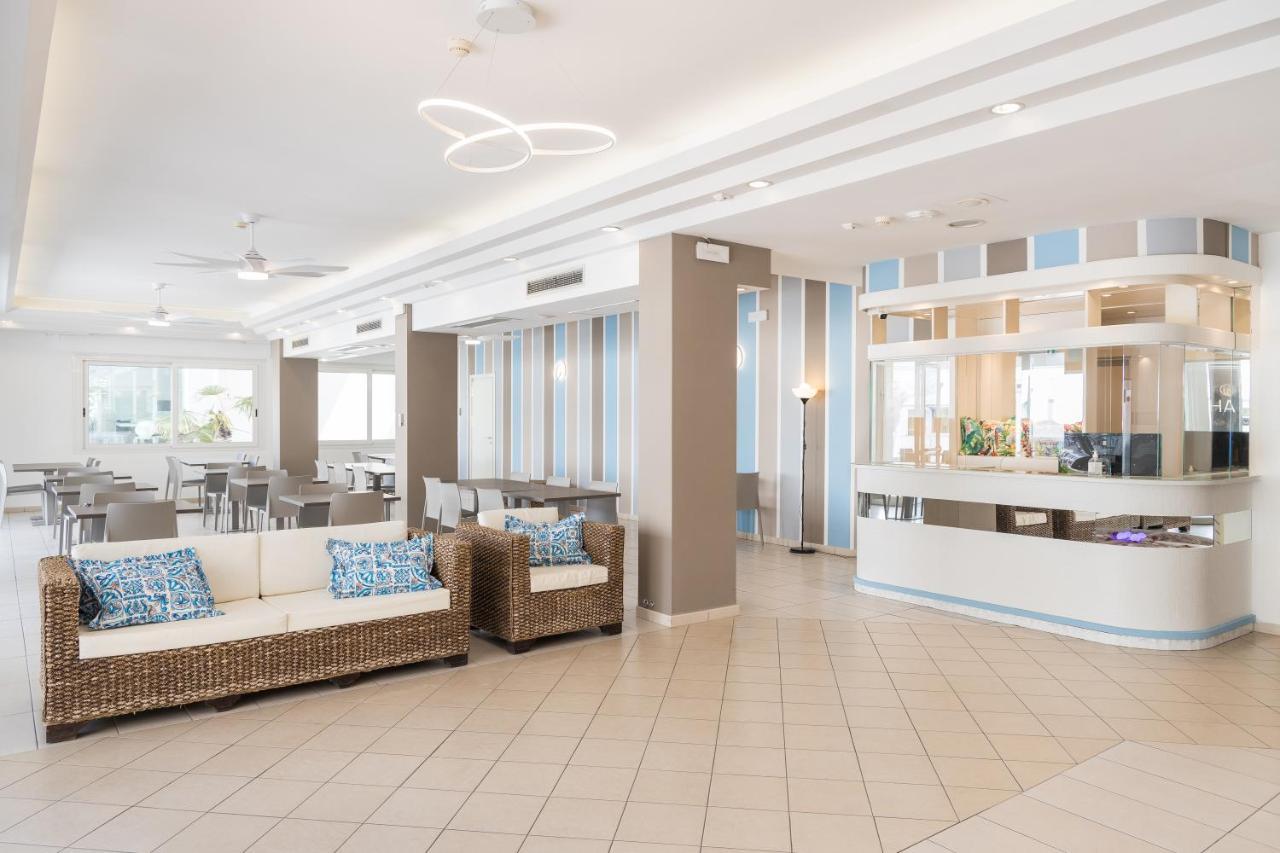 Hotel Amalfi - Smart Hotel Риччоне Екстер'єр фото