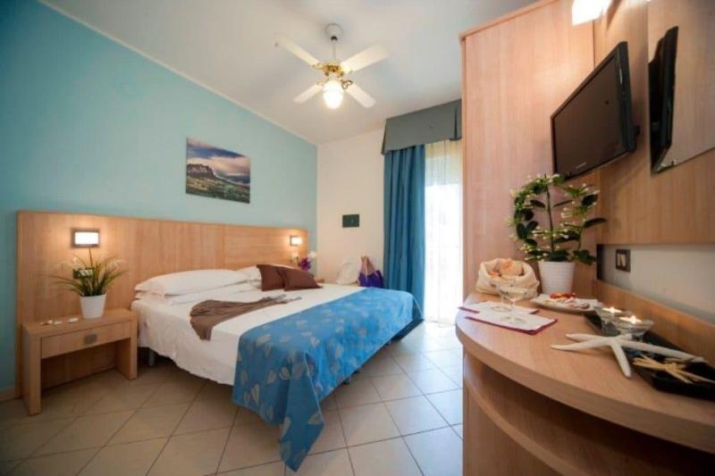 Hotel Amalfi - Smart Hotel Риччоне Екстер'єр фото