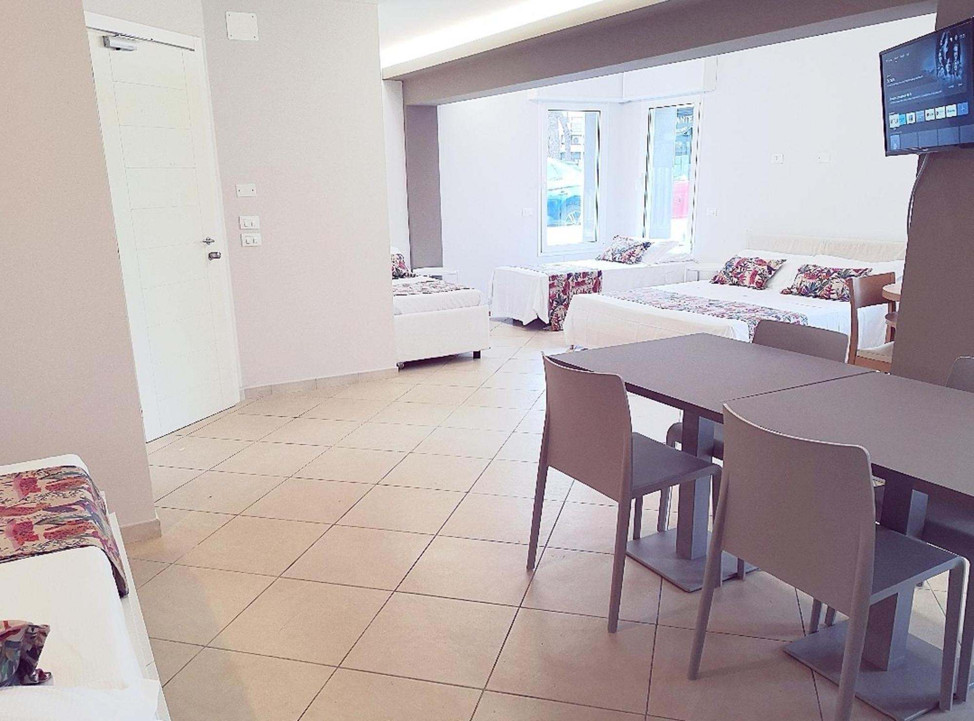 Hotel Amalfi - Smart Hotel Риччоне Номер фото